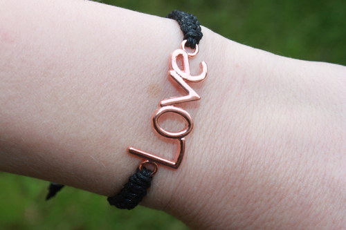 Love.. Náramek makramé/shamballa — foto 4
