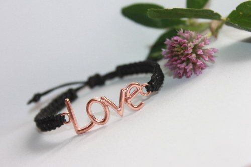 Love.. Náramek makramé/shamballa — foto 2