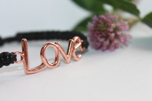 Love.. Náramek makramé/shamballa — foto 5