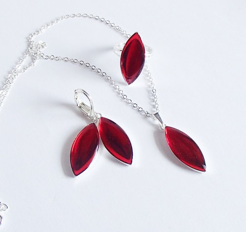 Elegantní souprava červená — foto 2