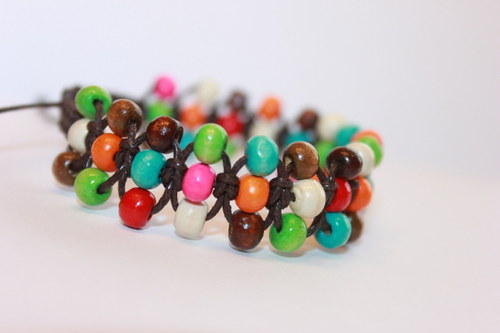 Veseláček.. Náramek makramé/shamballa — foto 2
