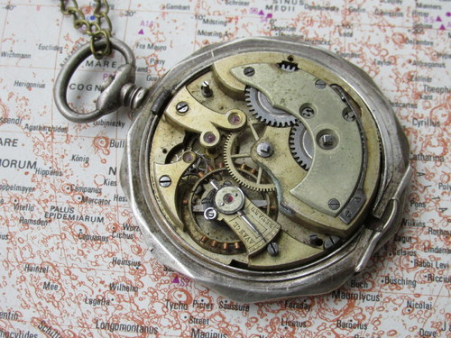 Steampunkový Náhrdelník — foto 3