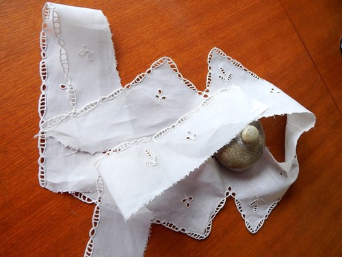 Límeček a manžety richelieu — foto 3