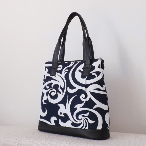 Amy´s Handbag - Balck and White — foto 3