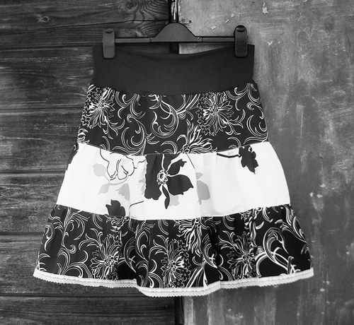 Black and white skirt — foto 3