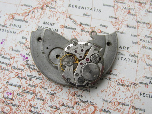 PŮLMĚSÍC.............BROŽ - STEAMPUNK — foto 4