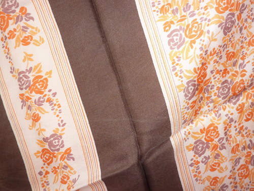 Šátek oranžové kvítí — foto 2