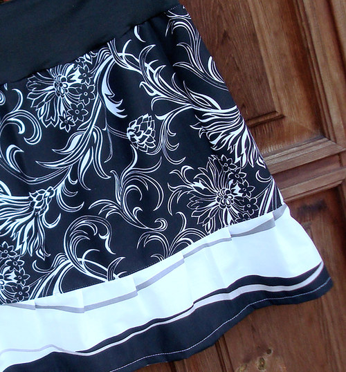 Black and white skirt III. — foto 4