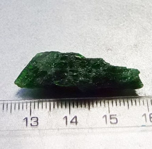 Chromdiopsid surový - D930 — foto 4