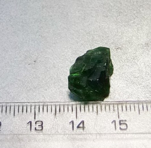 Chromdiopsid surový - D933 — foto 2