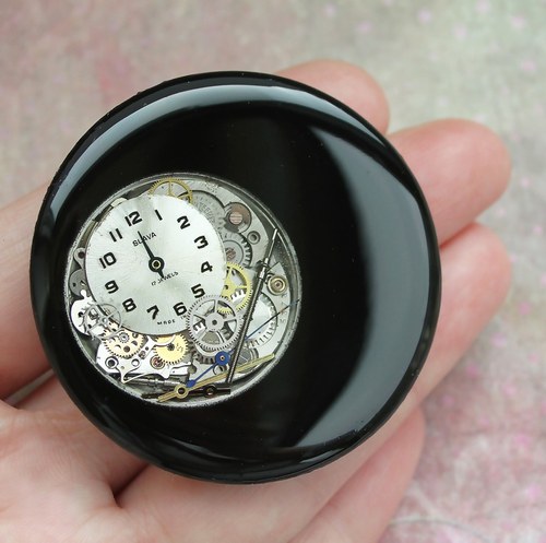 Black brooch — foto 2