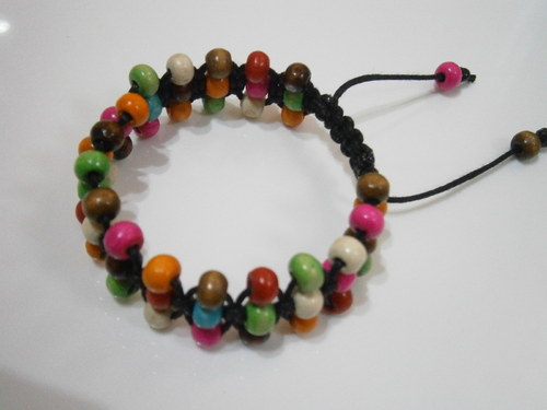 Náramek Shamballa (makramé) barevný — foto 4