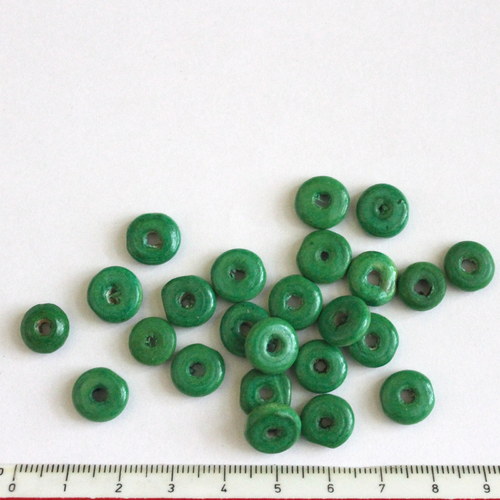 Dřevěné zelené korálky 10x4 mm — foto 2