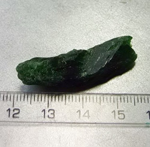 Chromdiopsid surový - D963 — foto 2