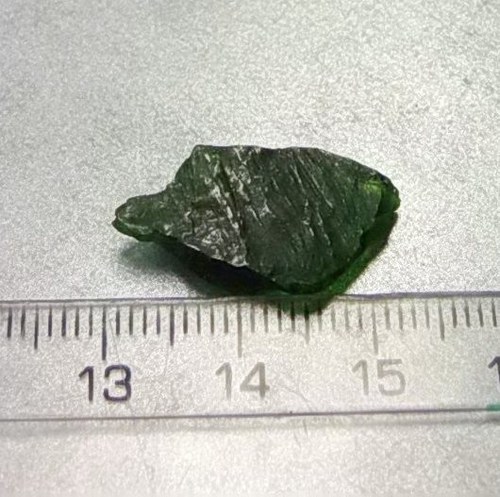 Chromdiopsid surový - D966 — foto 2