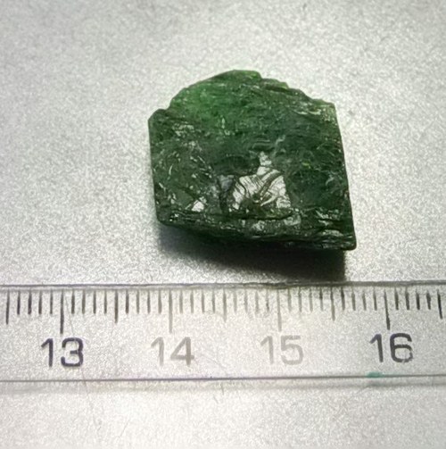 Chromdiopsid surový - D967 — foto 2