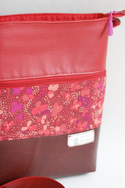 Kabelička - Clover Dots — foto 4