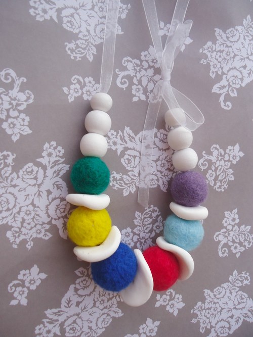 Fimo a plstěné - korále.. — foto 2