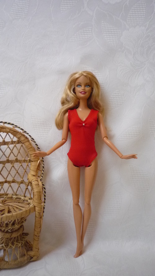 Plavky - zářivé červené — foto 3