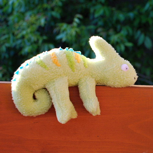 Plyšový chameleon — foto 2