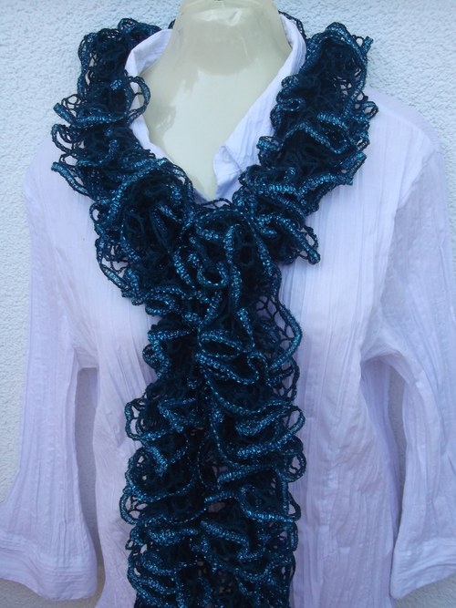 Tmavá zelená a lurex — foto 2