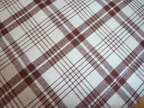 Hnědá klasika - ubrus — foto 2