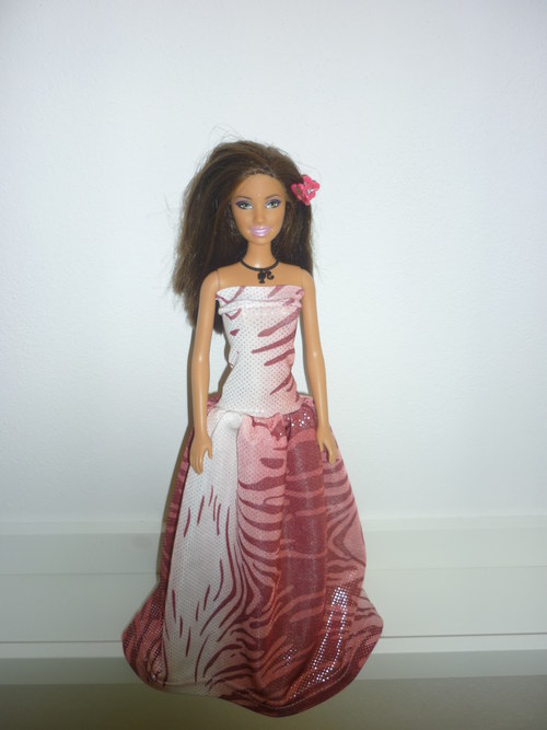 Šaty na panenku Barbie — foto 2