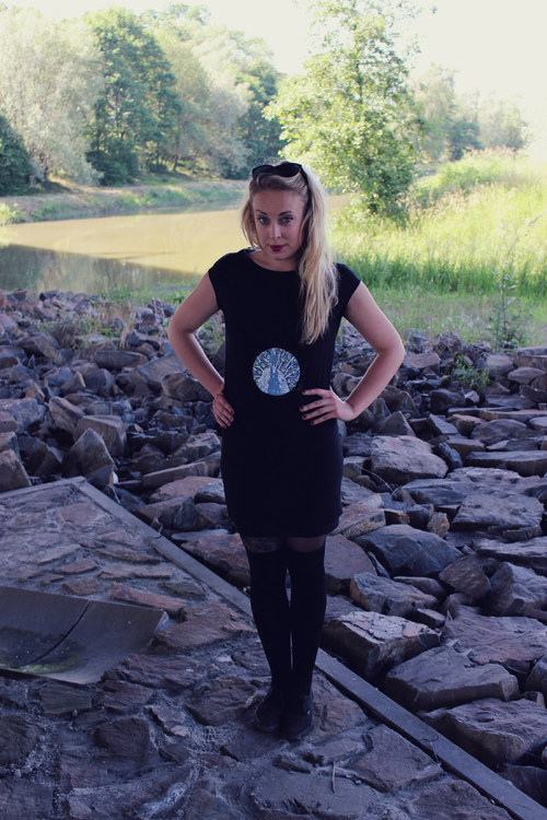 Šaty PFAU — foto 3