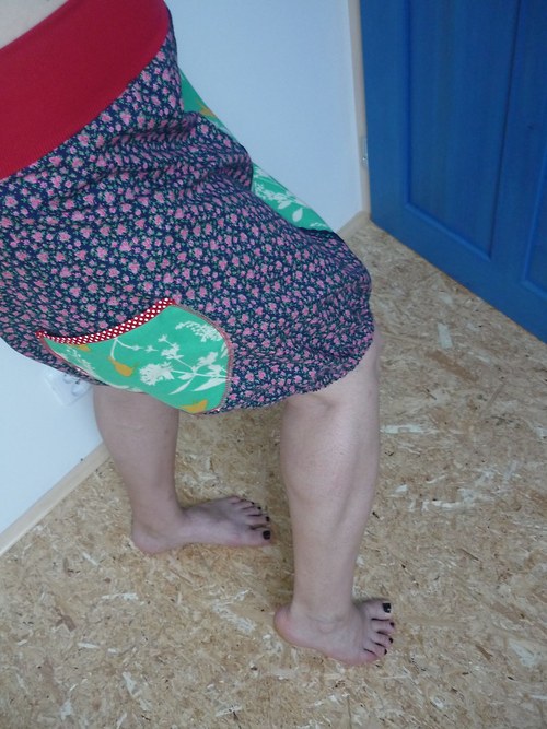 Rozkvetlá s kapsou ... sleva — foto 6