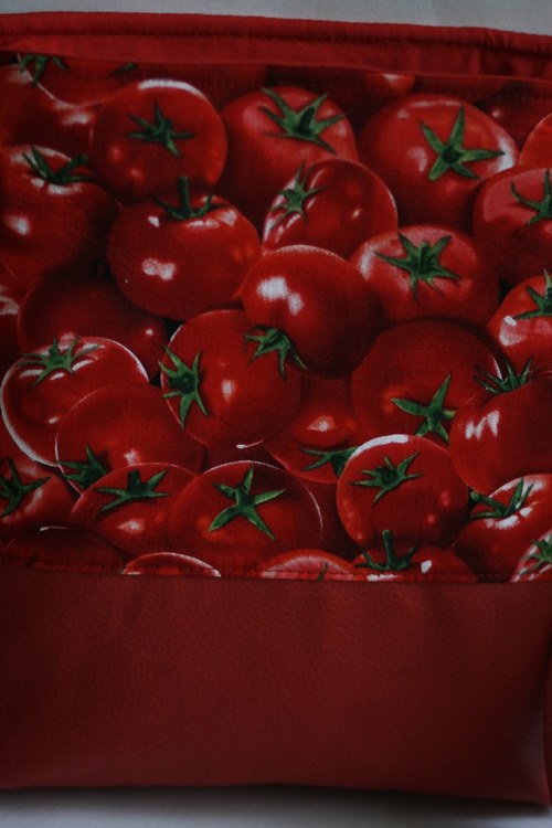 Kabelička - Luv Tomatos — foto 4