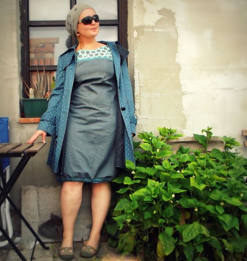 ...Alenka a tyrkysový králík..:-) — foto 3