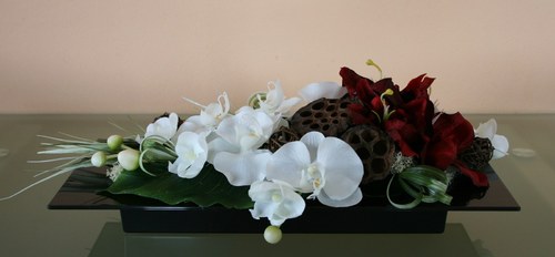 Dekorace s amarylisem a orchidejemi — foto 5