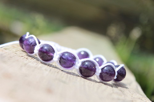 Náramek makramé/shamballa — foto 2