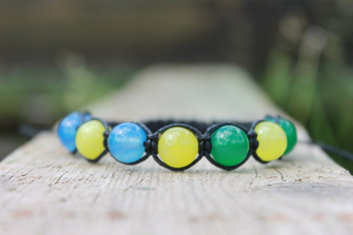 Náramek makramé/shamballa — foto 2
