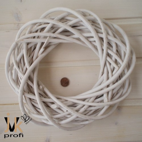 Proutěný věnec - bílý — foto 3