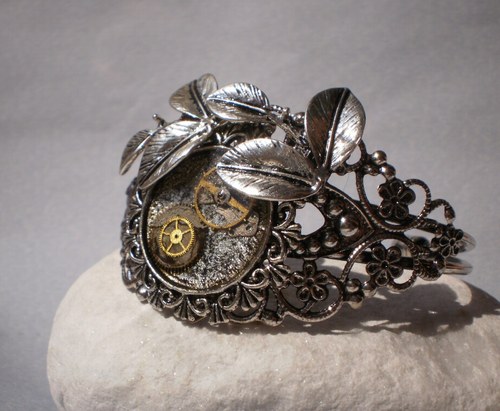 Steampunkový zdobený náramek — foto 5