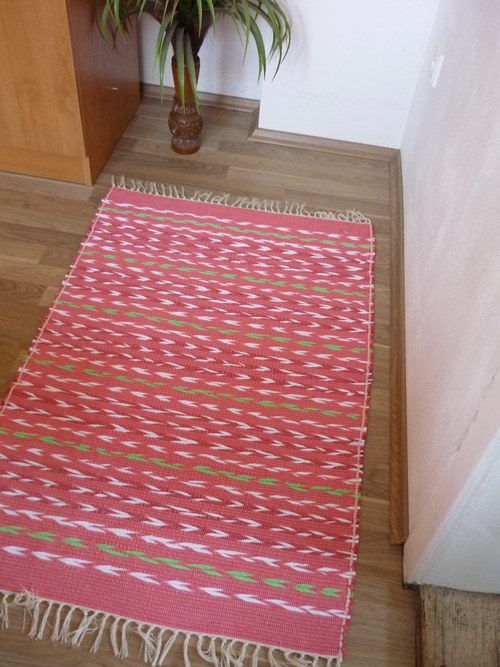Ručně tkaný koberec — foto 3