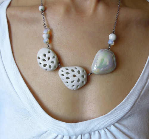 Iris (porcelánový náhrdelník) — foto 6