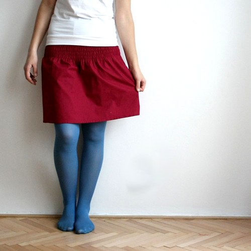 Žabka tmavě červená :) — foto 2