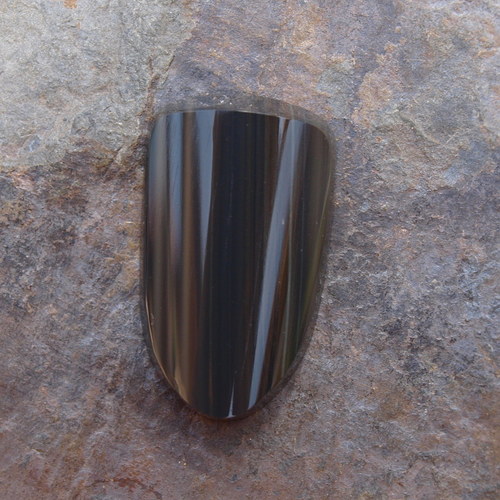 Obsidián, kabošon č. 1585 — foto 2
