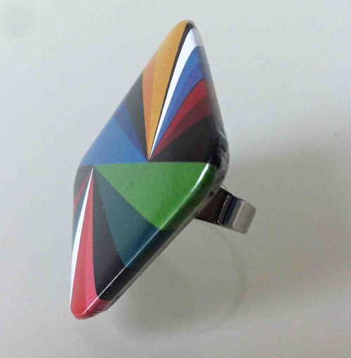 ORIGINÁLNÍ ČTVERCOVÝ PRSTEN geometrická abstrakce — foto 2