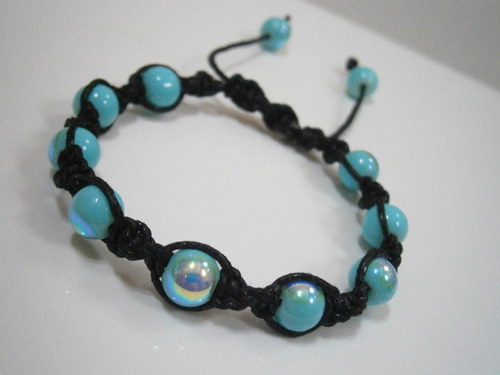 Kroucený náramek modrý/černý (shamballa) — foto 2