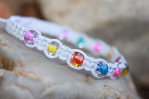 Duhový.. Náramek makramé/shamballa — foto 3