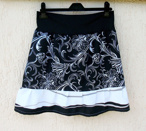 Black and white skirt III. — foto 6
