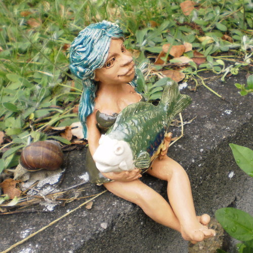 Vodnice Tonička s kapříkem-cca19cm — foto 3