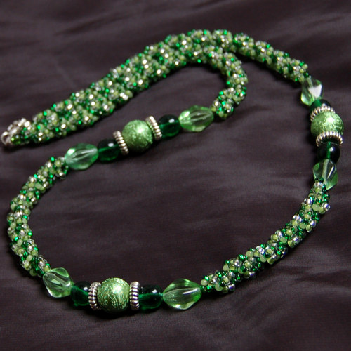"Miss green" – náhrdelník — foto 2