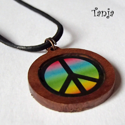 Hippie přívěsek ve dřevě — foto 3