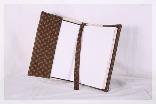 Around Town - Obal Na Knihu - Boutique — foto 3