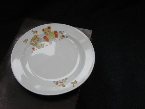 Koncert...dětský porcelánový talířek — foto 2
