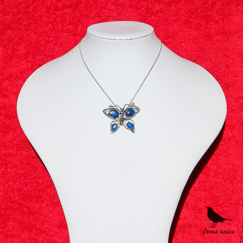 Modrásek jetelový (Lapis lazuli)–náhrdelník — foto 2